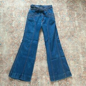 N’est-Ce Pas? Jeans 9/10, holes, damaged, restoration project
